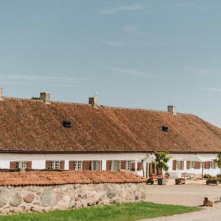 Nurmuizas Viesnica Hotell Lauciene Eksteriør bilde