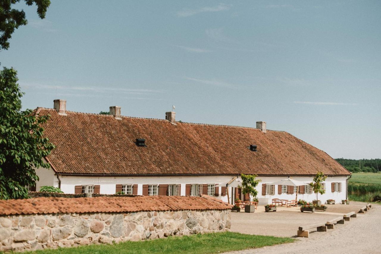 Nurmuizas Viesnica Hotell Lauciene Eksteriør bilde